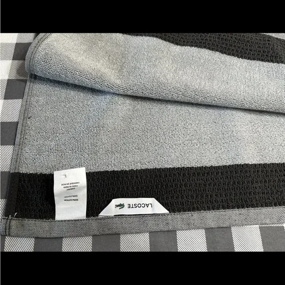 Lacoste Bath Towel 100% Cotton 30" x 52" Gray Big Crocodile Logo - Picture 7 of 8
